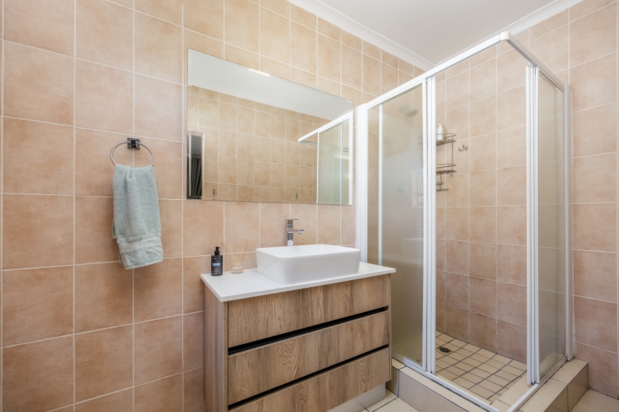 4 Bedroom Property for Sale in Wellway Park Western Cape
